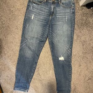 Vici Sneak Peek Jeans